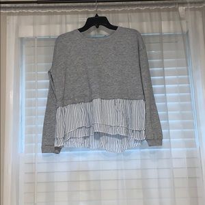 Crew neck with striped bottom layer